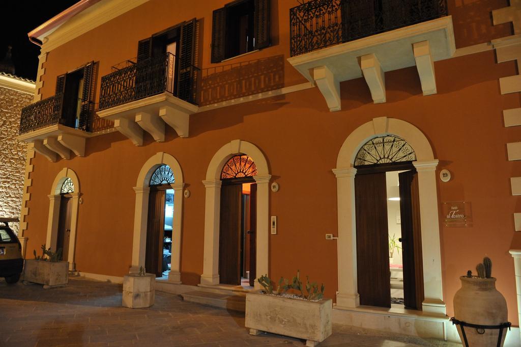 B&B Al Teatro Comiso Δωμάτιο φωτογραφία